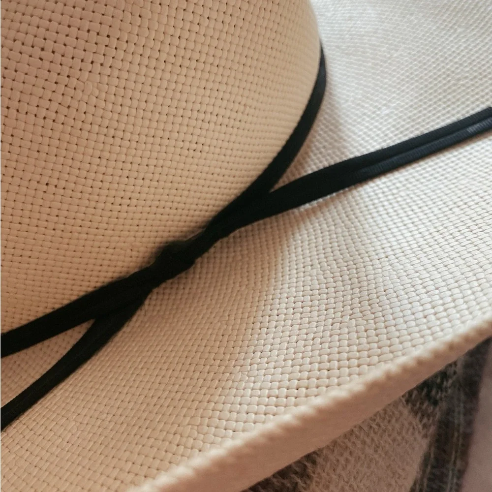 Resistol Quarter Horse long oval cowboy hat - Picture 5 of 13